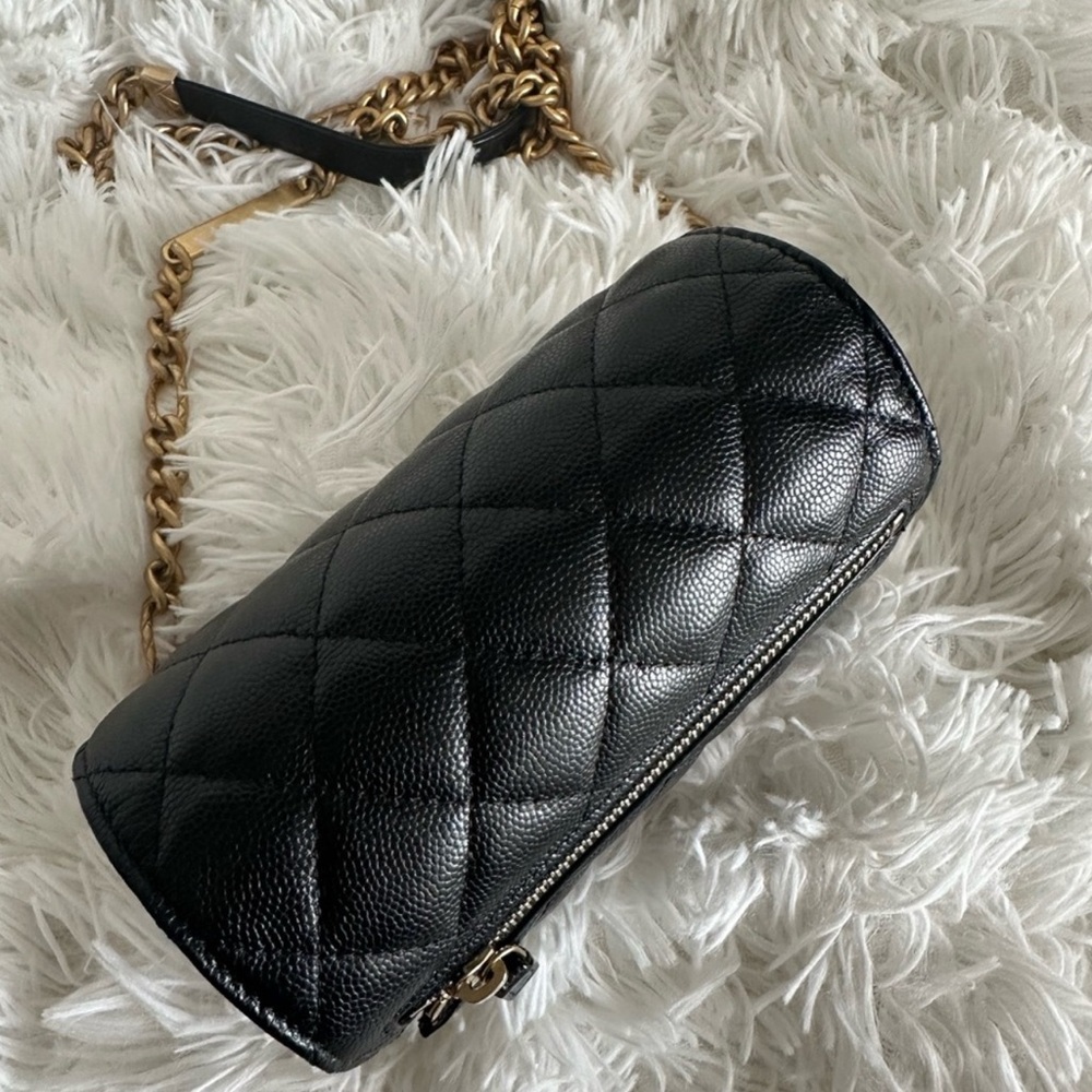 Chanel Caviar Quilted Mini Bracelet On Chain Flap - Picture 10 of 12